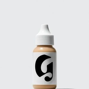 Glossier Skin Tint in G9